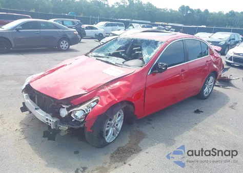 2013 Infiniti G37 Journey z USA, uszkodzony, nr VIN JN1CV6AP5DM302138